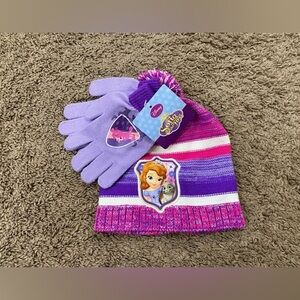 Disney Sofia The First Beanie & Gloves Set NWT